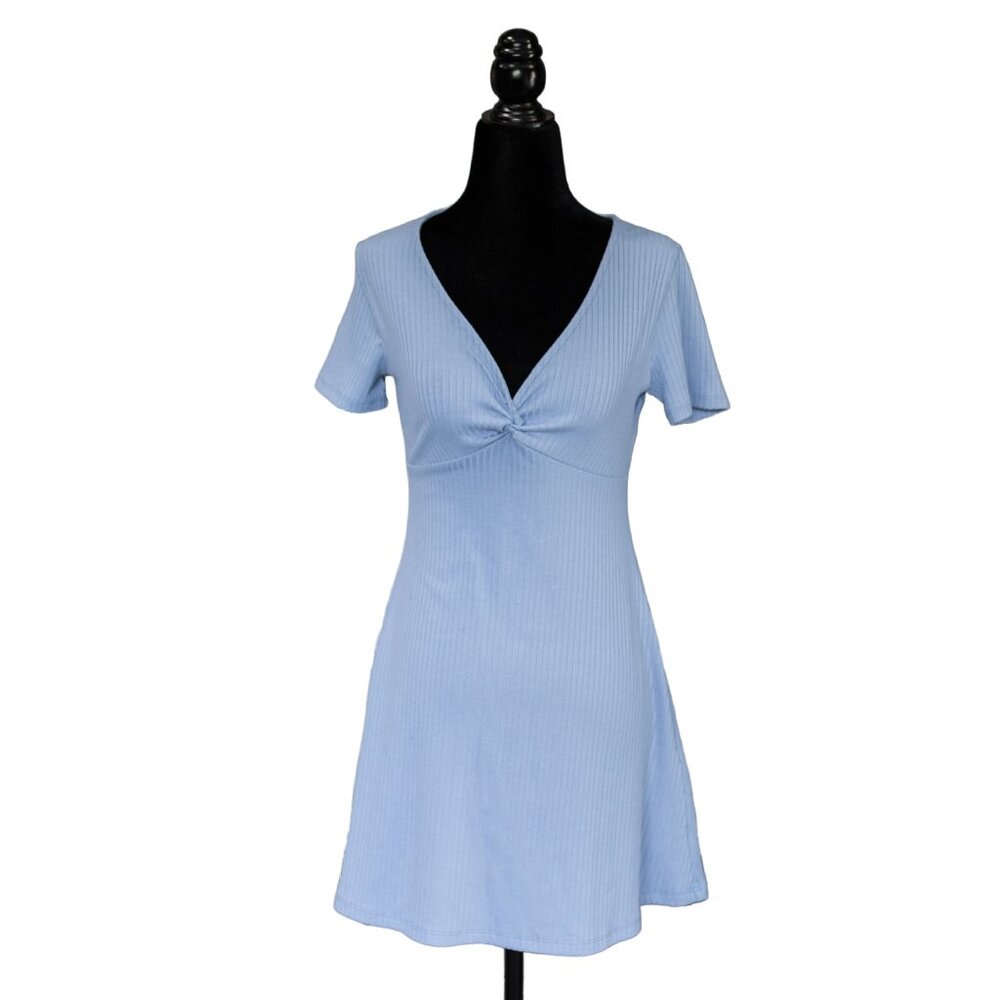 NWOT Forever 21 Periwinkle Dress, Size Medium